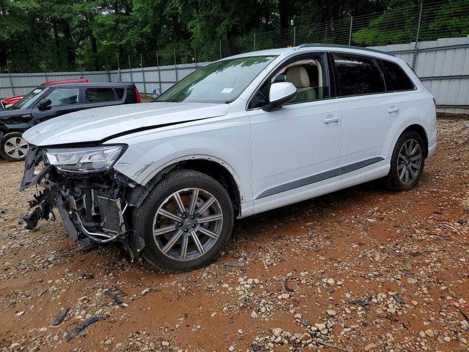 Продажа на аукционе авто 2019 Audi Q7, vin: WA1VAAF73KD024103, номер лота: 52575196