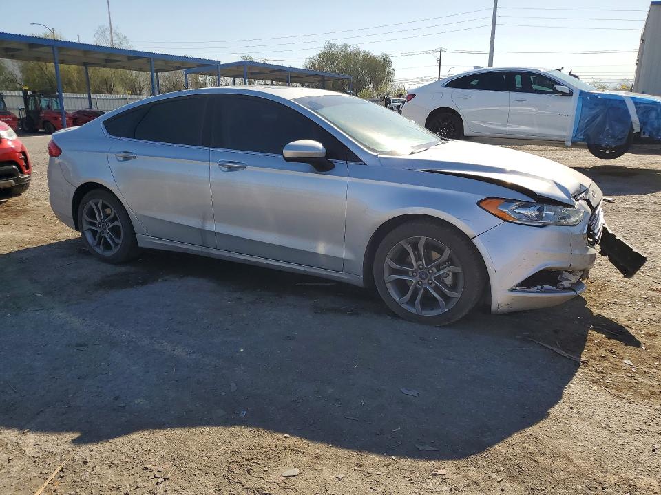 53921066 :رقم المزاد ، 3FA6P0HD9HR413873 vin ، 2017 Ford Fusion مزاد بيع