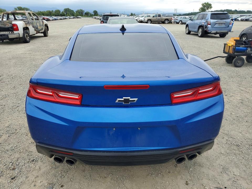 52123136 :رقم المزاد ، 1G1FB1RS6J0153281 vin ، 2018 Chevrolet Camaro مزاد بيع