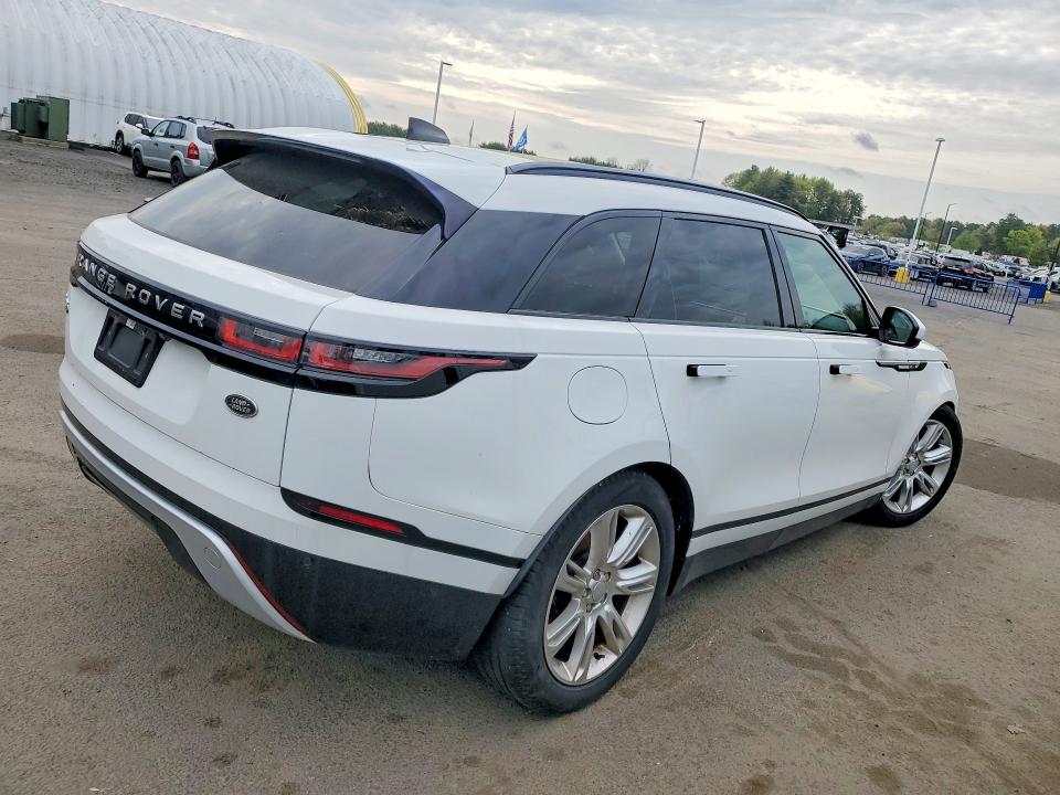 52013156 :رقم المزاد ، SALYJ2EU8MA321235 vin ، 2021 Land Rover Range Rover Velar مزاد بيع