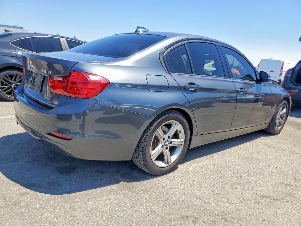 Aukcja sprzedaży 2015 Bmw 320, vin: WBA3B1G51FNT02176, numer aukcji: 52807316