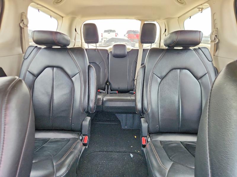Продажа на аукционе авто 2017 Chrysler Pacifica, vin: 2C4RC1BG3HR583549, номер лота: 52471836