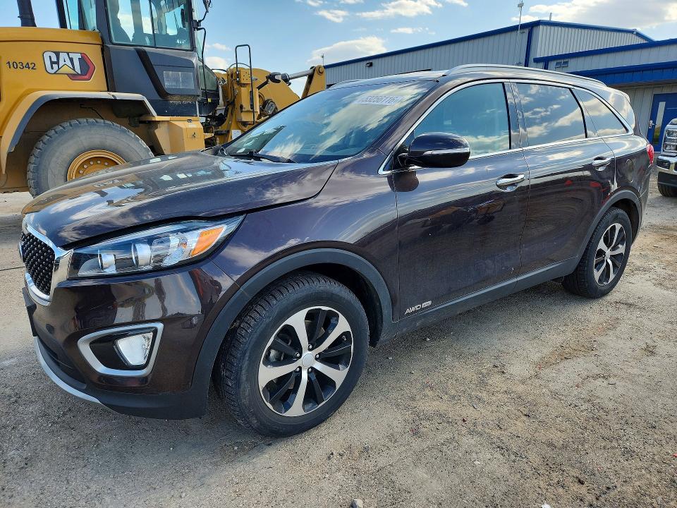 2017 Kia Sorento მანქანა იყიდება აუქციონზე, vin: 5XYPHDA53HG243879, აუქციონის ნომერი: 53256116