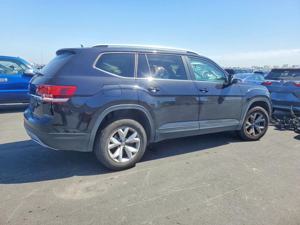 2018 Volkswagen Atlas მანქანა იყიდება აუქციონზე, vin: 1V2AP2CA1JC596217, აუქციონის ნომერი: 52817176