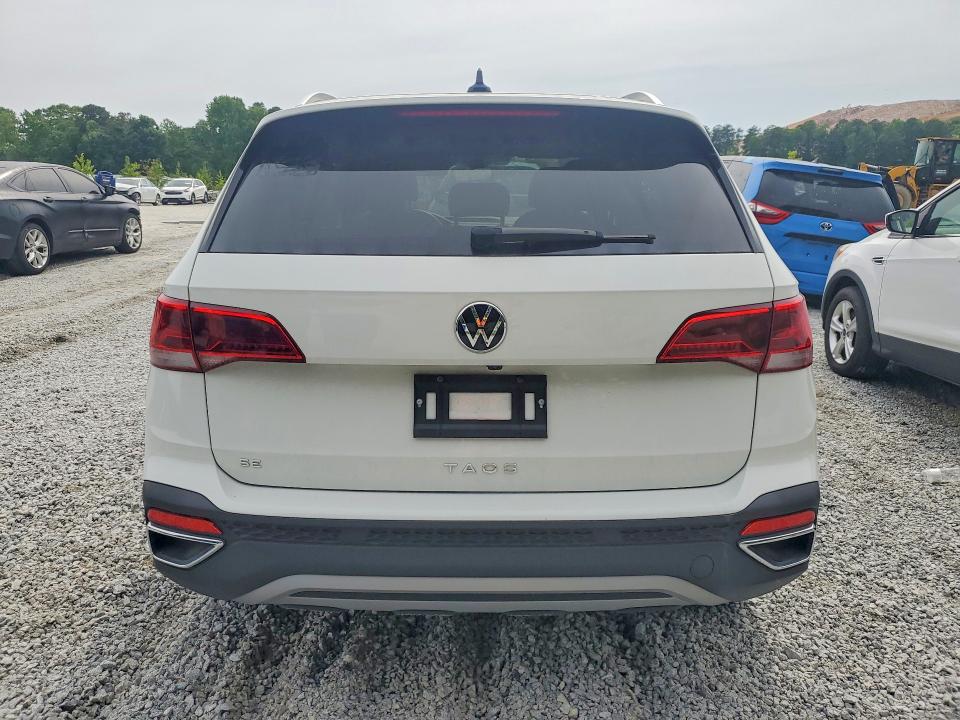 52749916 :رقم المزاد ، 3VVEX7B21RM064391 vin ، 2024 Volkswagen Taos مزاد بيع