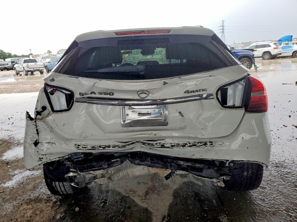 54020256 :رقم المزاد ، WDCTG4GB2LJ687465 vin ، 2020 Mercedes-benz Gla مزاد بيع