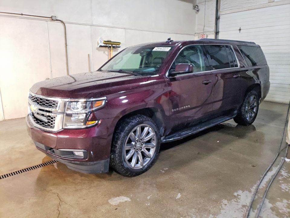 2017 Chevrolet Suburban მანქანა იყიდება აუქციონზე, vin: 1GNSKHKC3HR262957, აუქციონის ნომერი: 54325446