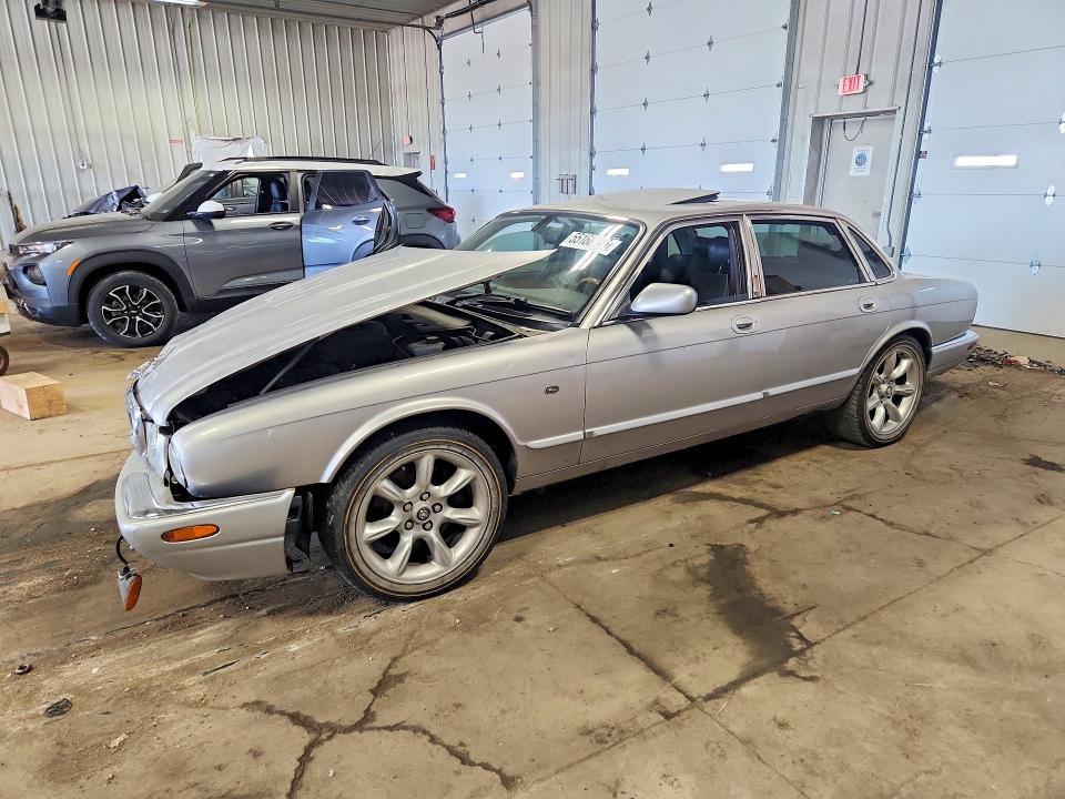 Продажа на аукционе авто 2000 Jaguar Xjr, vin: SAJDA15B9YMF18129, номер лота: 55168276