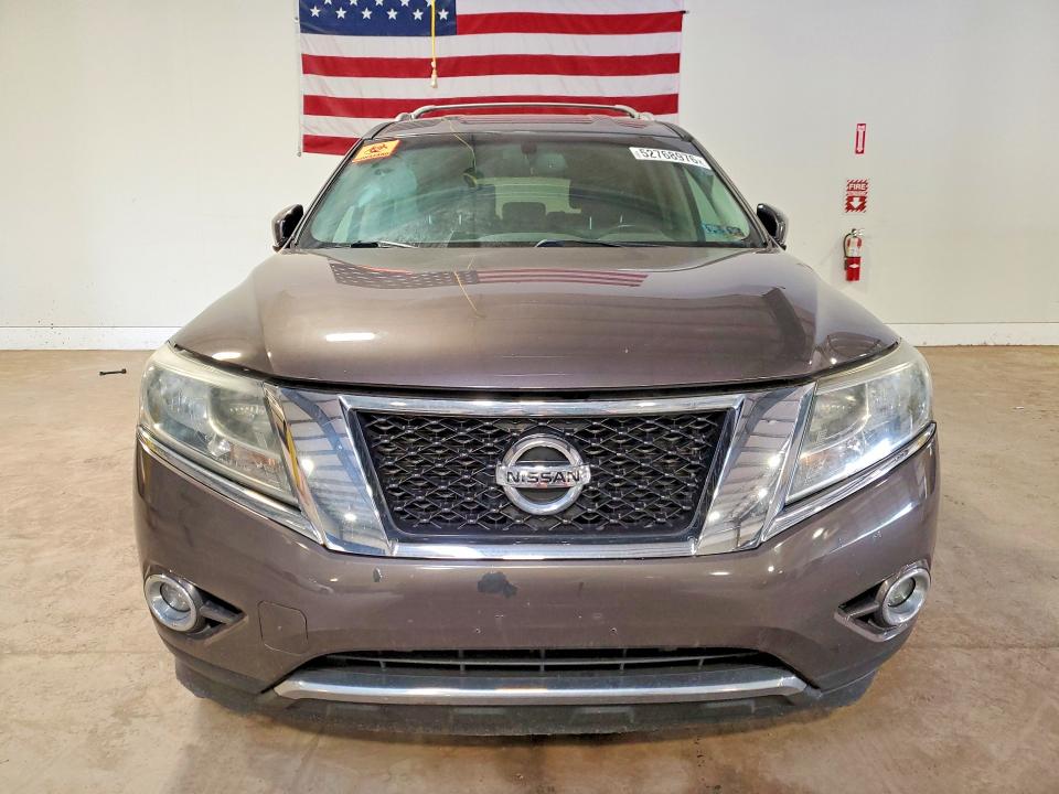 52768976 :رقم المزاد ، 5N1AR2MN7FC717882 vin ، 2015 Nissan Pathfinder مزاد بيع