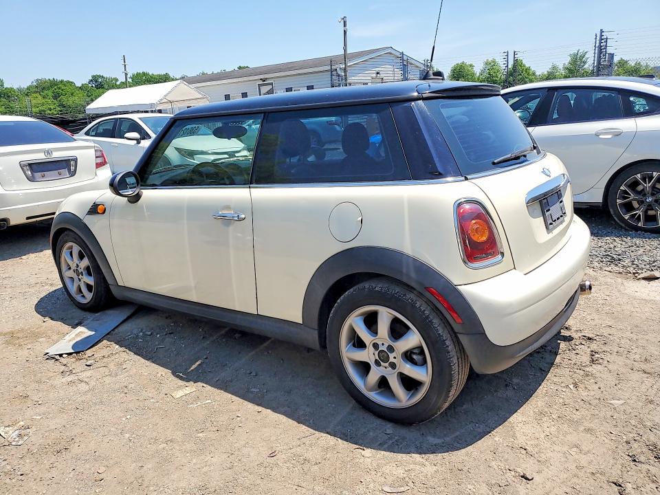 Продажа на аукционе авто 2008 Mini Cooper, vin: WMWMF33568TT65105, номер лота: 53612166