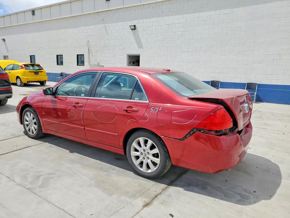 51918166 :رقم المزاد ، 1HGCM66527A058091 vin ، 2007 Honda Accord مزاد بيع