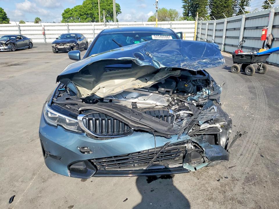 52540596 :رقم المزاد ، 3MW5R1J04L8B35473 vin ، 2020 Bmw 330i مزاد بيع