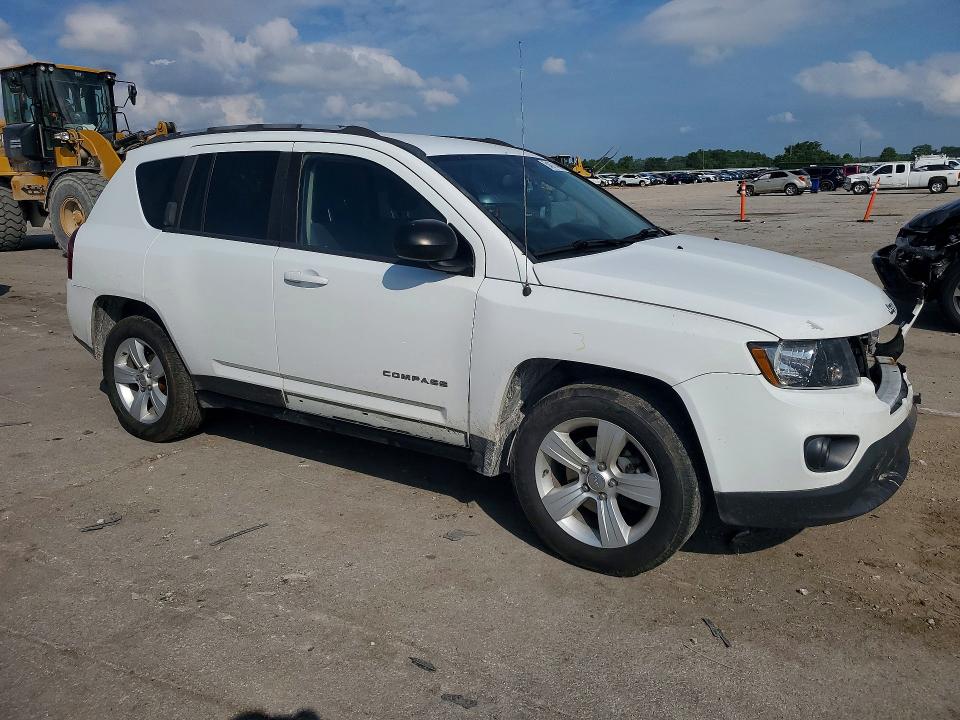 54971496 :رقم المزاد ، 1C4NJDBB6GD551724 vin ، 2016 Jeep Compass مزاد بيع