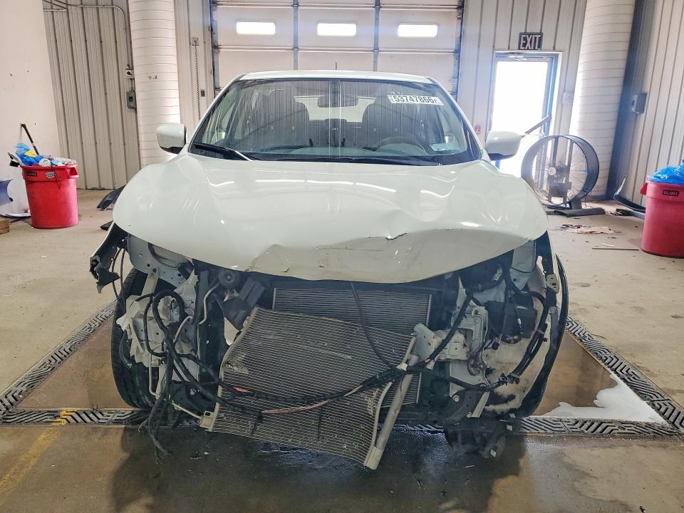 53747866 :رقم المزاد ، JN1BJ1CP5JW108930 vin ، 2018 Nissan Rogue Sport مزاد بيع