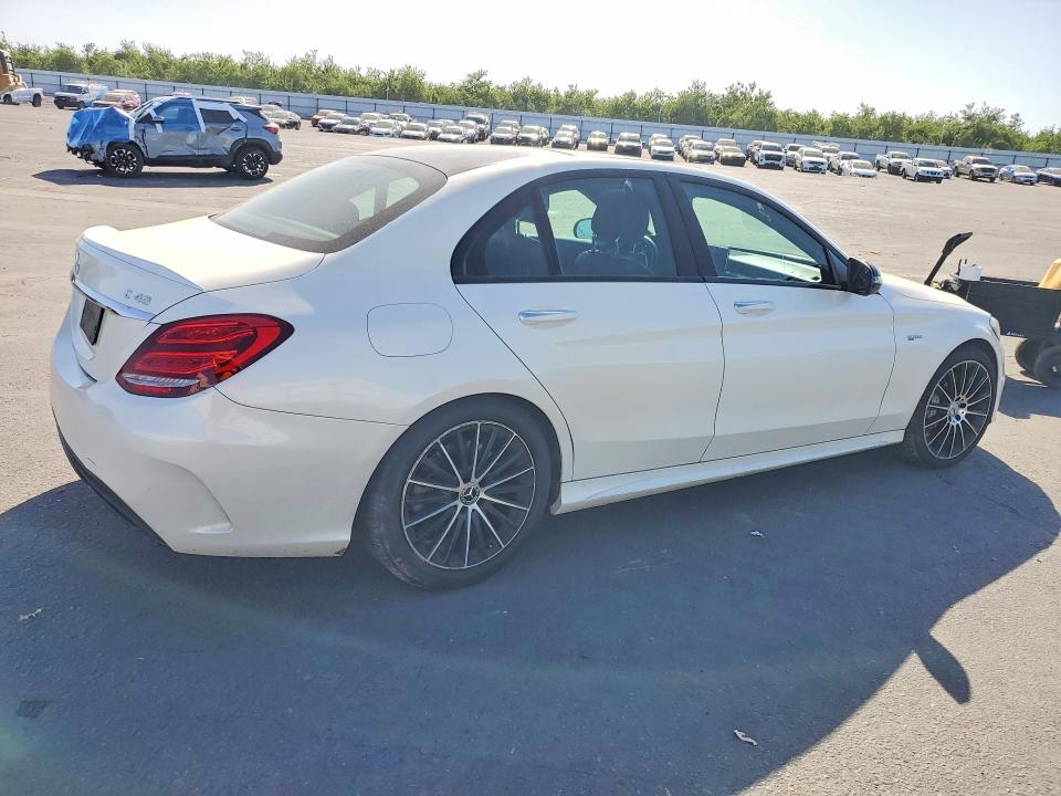 2017 Mercedes-benz C მანქანა იყიდება აუქციონზე, vin: 55SWF6EB2HU192653, აუქციონის ნომერი: 54113146