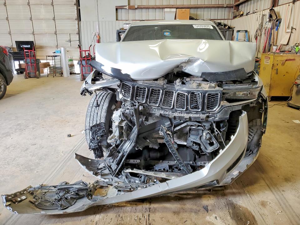 2022 Jeep Grand Cherokee მანქანა იყიდება აუქციონზე, vin: 1C4RJHDG3N8591038, აუქციონის ნომერი: 54265826