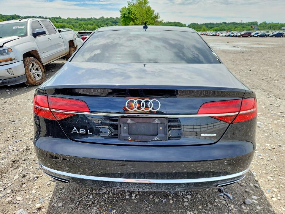 Продажа на аукционе авто 2015 Audi A8, vin: WAU3GAFD9FN041308, номер лота: 53948376