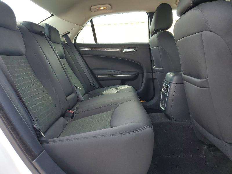 53748666 :رقم المزاد ، 2C3CCARG2LH115939 vin ، 2020 Chrysler 300 مزاد بيع