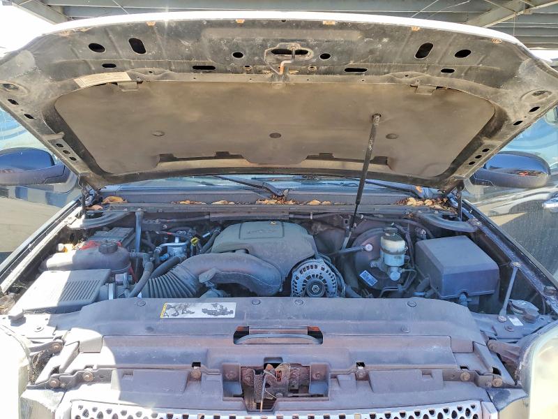 50991736 :رقم المزاد ، 1GKFK66847J202773 vin ، 2007 Gmc Yukon مزاد بيع