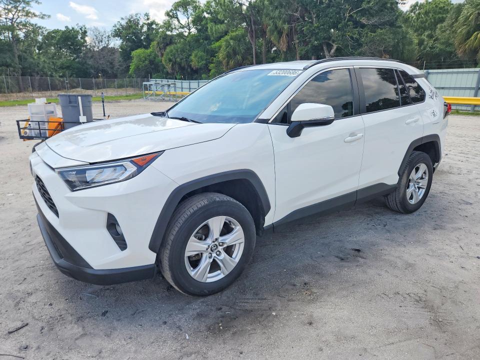 Auction sale of the 2020 Toyota Rav4, vin: 2T3W1RFV9LW095639, lot number: 53200686