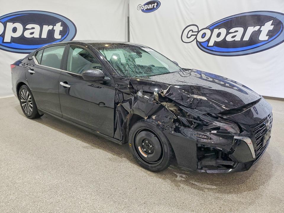 55554786 :رقم المزاد ، 1N4BL4DV6SN398193 vin ، 2025 Nissan Altima مزاد بيع