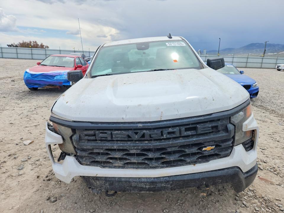 Продажа на аукционе авто 2024 Chevrolet Silverado, vin: 2GCUDAED8R1210273, номер лота: 52151426