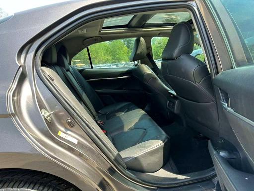 Продажа на аукционе авто 2018 Toyota Camry, vin: 4T1B61HK3JU062288, номер лота: 52716536