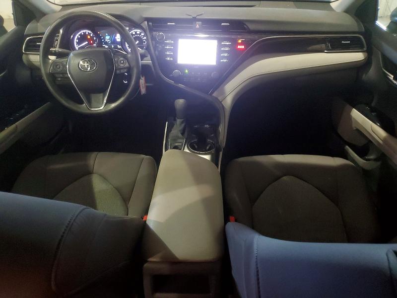 53237236 :رقم المزاد ، 4T1C11BK4LU017438 vin ، 2020 Toyota Camry مزاد بيع