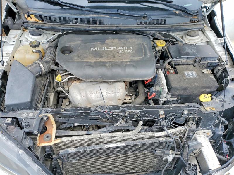 2015 Chrysler 200 მანქანა იყიდება აუქციონზე, vin: 1C3CCCAB1FN710000, აუქციონის ნომერი: 52494066