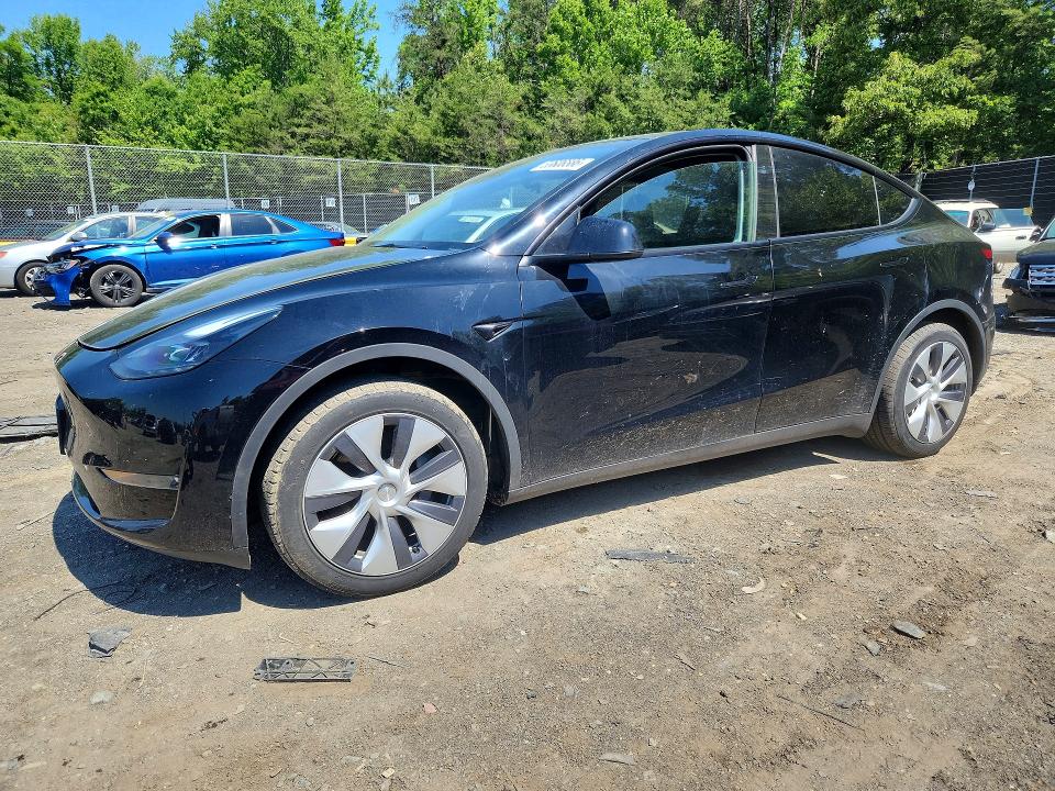 Auction sale of the 2023 Tesla Model Y, vin: 7SAYGDEE5PA196538, lot number: 53606586