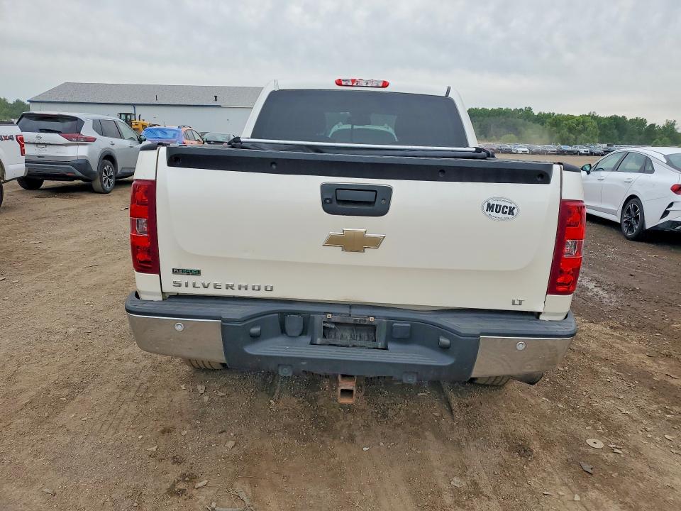 54798106 :رقم المزاد ، 3GCPKSE32BG321172 vin ، 2011 Chevrolet Silverado مزاد بيع
