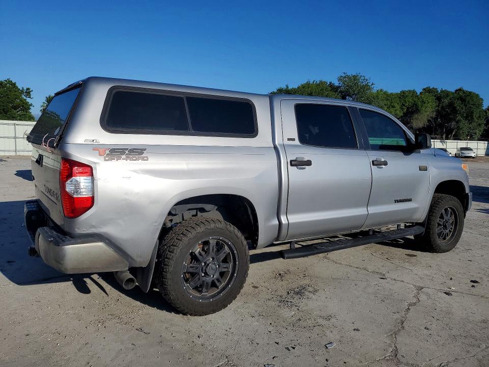 Aukcja sprzedaży 2017 Toyota Tundra, vin: 5TFDW5F17HX586082, numer aukcji: 53737026