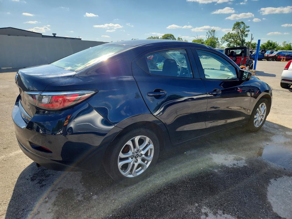 2017 Toyota Yaris Ia მანქანა იყიდება აუქციონზე, vin: 3MYDLBYV4HY164360, აუქციონის ნომერი: 52016616