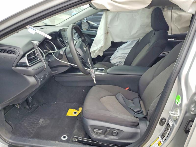 52523026 :رقم المزاد ، 4T1C11AK4PU088937 vin ، 2023 Toyota Camry مزاد بيع