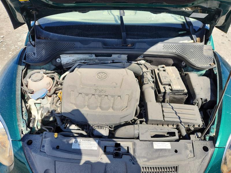 55030686 :رقم المزاد ، 3VW5DAAT0JM502351 vin ، 2018 Volkswagen Beetle مزاد بيع