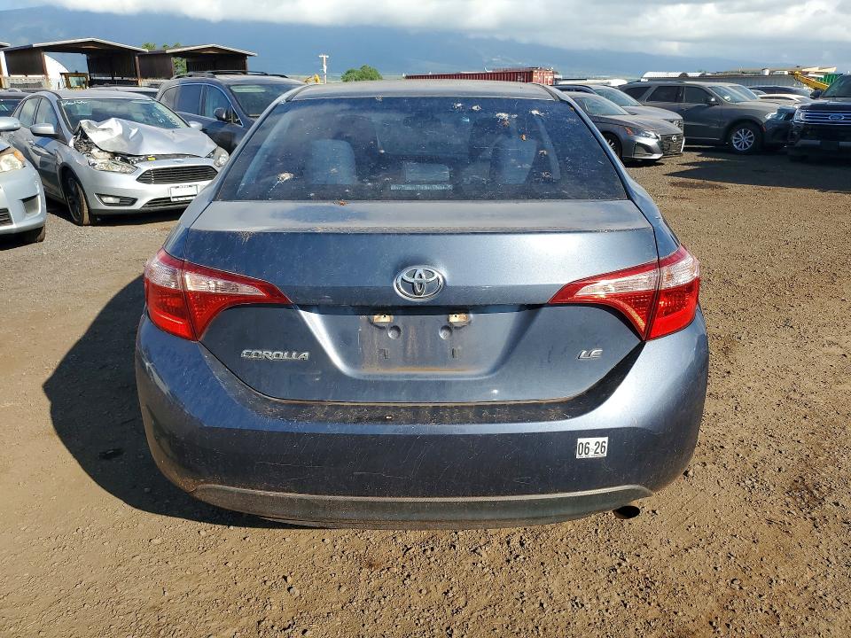 52857446 :رقم المزاد ، 5YFBURHEXJP794336 vin ، 2018 Toyota Corolla مزاد بيع