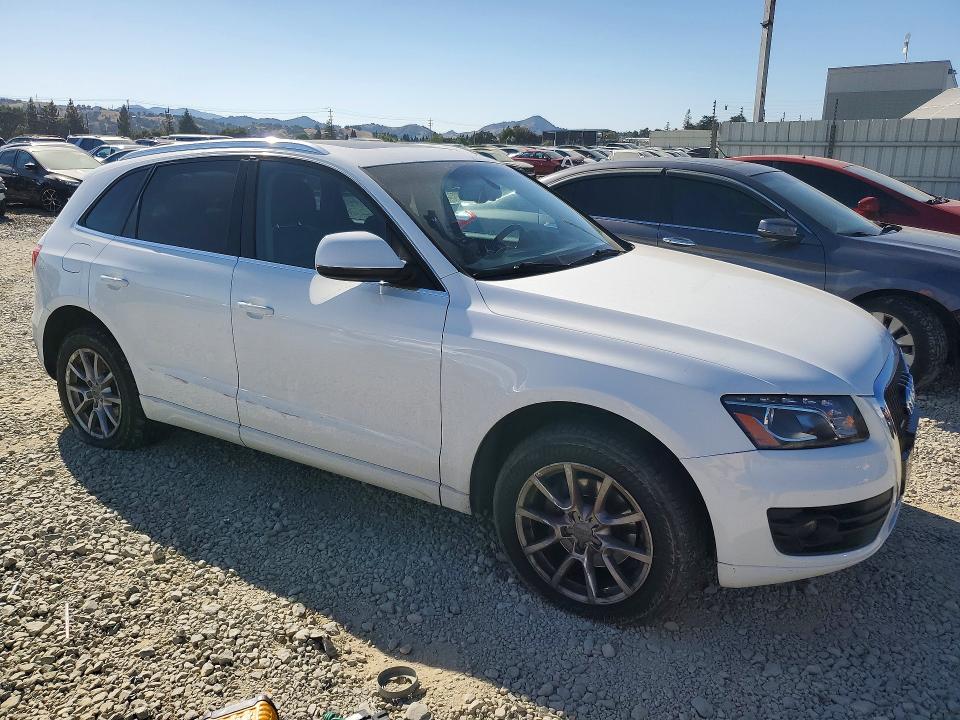 2010 Audi Q5 მანქანა იყიდება აუქციონზე, vin: WA1LKAFP8AA064844, აუქციონის ნომერი: 54844086