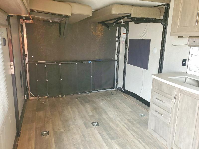 Продажа на аукционе авто 2021 Forest River Travel Trl, vin: 5ZT2XLSB7MZ792703, номер лота: 52166106