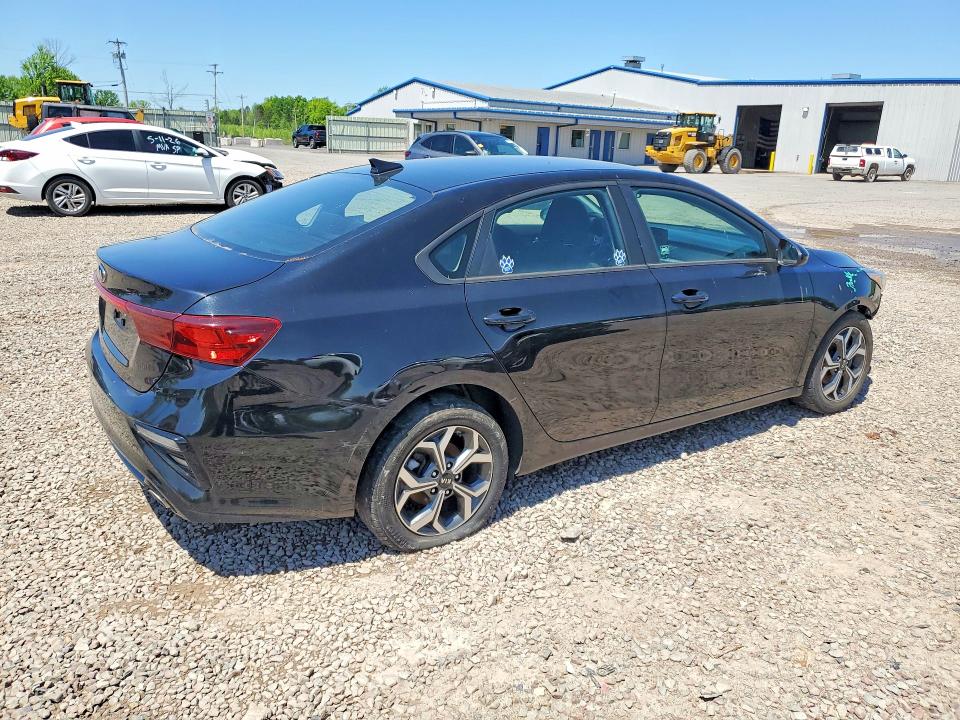 54987736 :رقم المزاد ، 3KPF24AD8ME285038 vin ، 2021 Kia Forte مزاد بيع