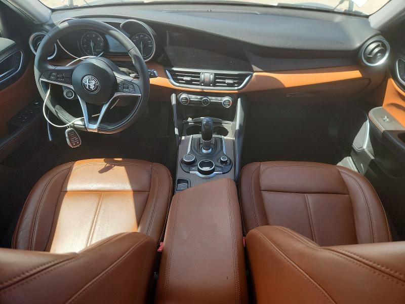 53759826 :رقم المزاد ، ZARFAMBNXK7616036 vin ، 2019 Alfa Romeo Giulia مزاد بيع