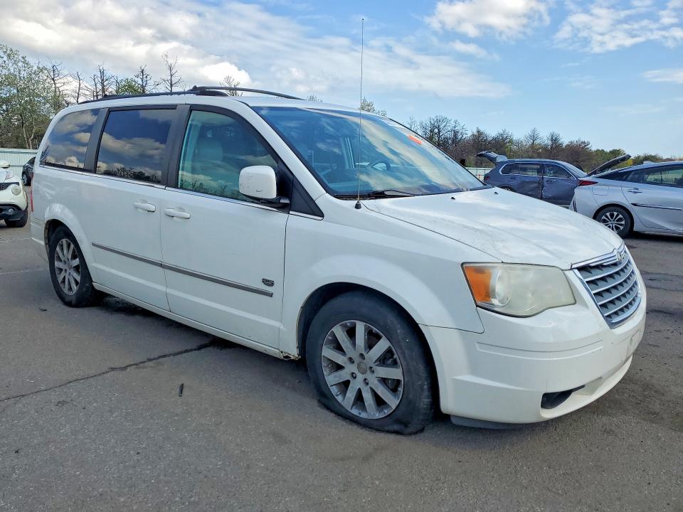 53653776 :رقم المزاد ، 2A8HR54169R640380 vin ، 2009 Chry Town And Country مزاد بيع