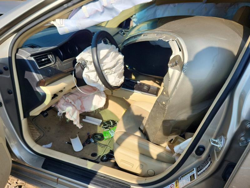 54064076 :رقم المزاد ، 4T1BF1FK7HU710700 vin ، 2017 Toyota Camry مزاد بيع