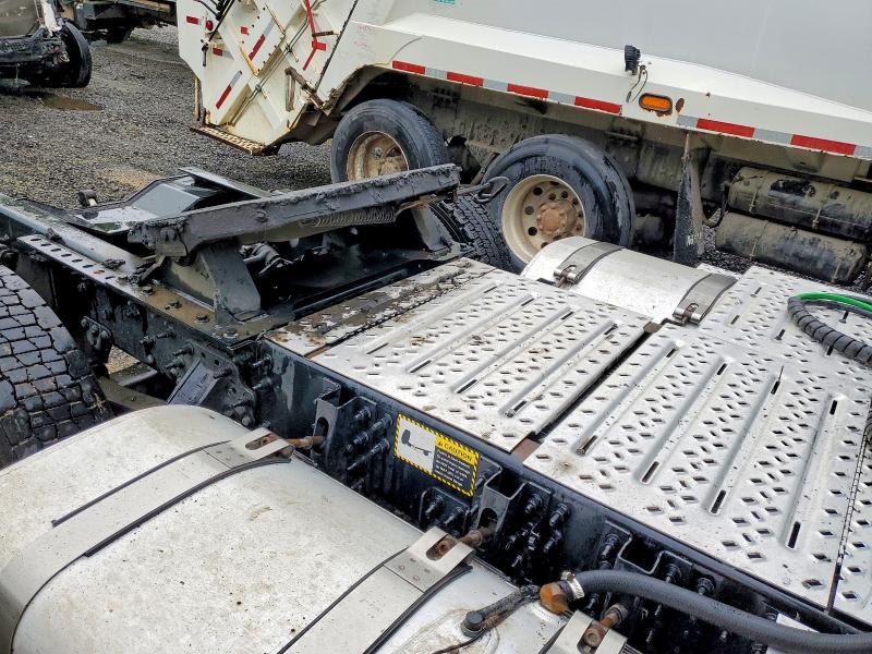 52594576 :رقم المزاد ، 1M1AW01XXHM009355 vin ، 2017 Mack 600 مزاد بيع