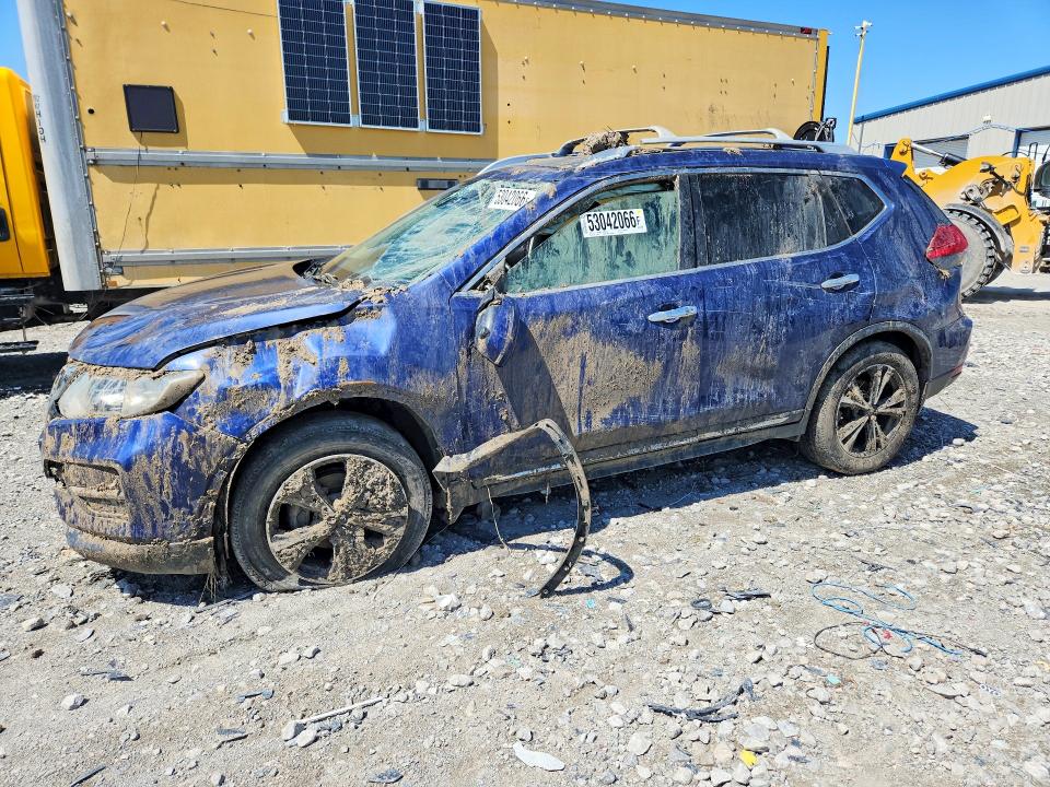 53042066 :رقم المزاد ، JN8AT2MV8HW017137 vin ، 2017 Nissan Rogue مزاد بيع