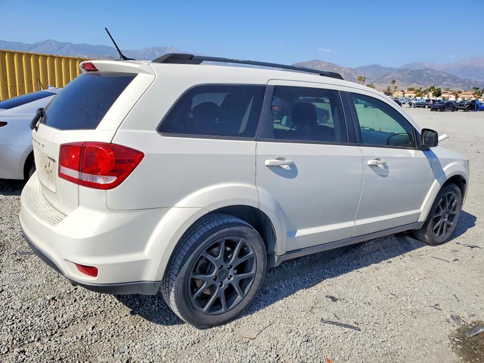 52425106 :رقم المزاد ، 3C4PDCBG1HT548277 vin ، 2017 Dodge Journey مزاد بيع