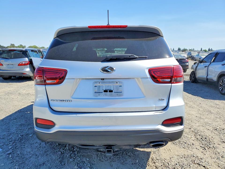 2019 Kia Sorento მანქანა იყიდება აუქციონზე, vin: 5XYPG4A5XKG446228, აუქციონის ნომერი: 54173626