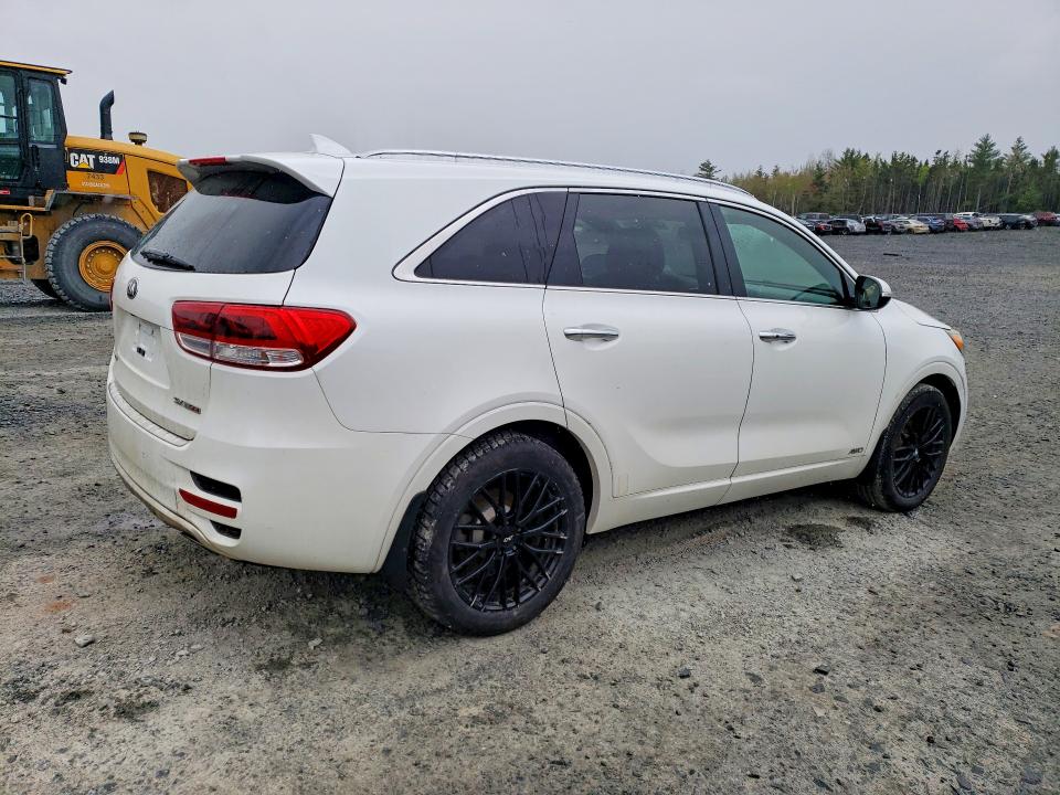 2016 Kia Sorento მანქანა იყიდება აუქციონზე, vin: 5XYPKDA11GG074040, აუქციონის ნომერი: 54888226
