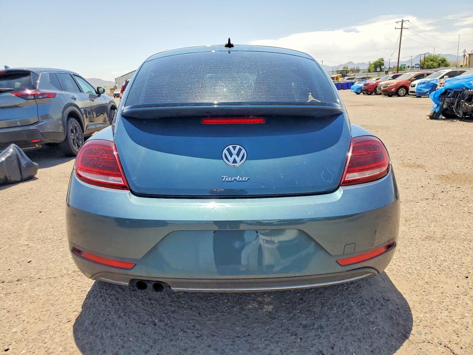 Продажа на аукционе авто 2018 Volkswagen Beetle, vin: 3VWFD7AT3JM707010, номер лота: 52851876