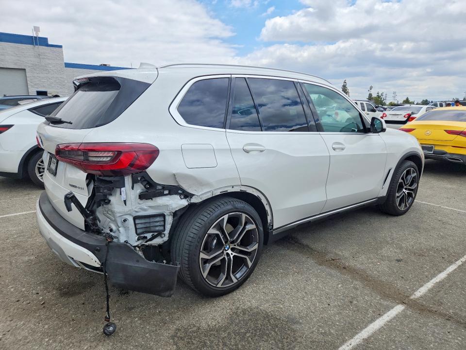 55458296 :رقم المزاد ، 5UXCR4C08N9N36265 vin ، 2022 Bmw X5 مزاد بيع