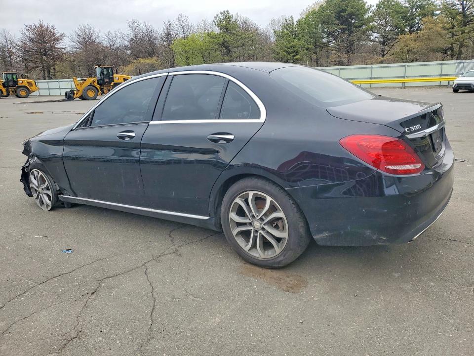 2015 Mercedes-benz C მანქანა იყიდება აუქციონზე, vin: 55SWF4KB2FU081333, აუქციონის ნომერი: 50751106